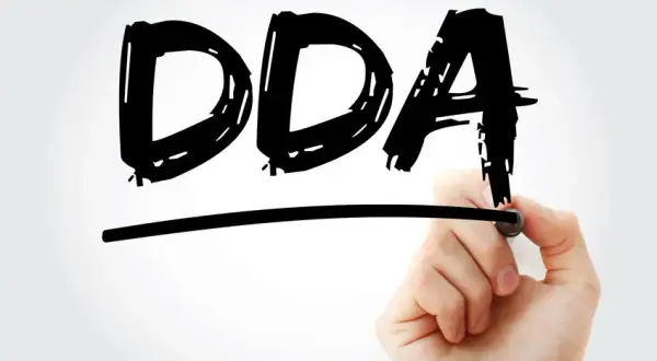 DDA: Objawy, skutki w relacjach i jak sobie pomóc?