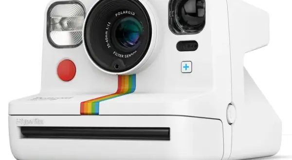 Instax, Polaroid, hybryda? Jaki aparat natychmiastowy wybrać?