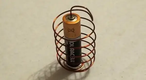 Jak zrobić silnik elektryczny z baterii i magnesu - proste kroki i porady