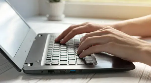 Acer czy HP - który laptop jest lepszy dla Twoich potrzeb?