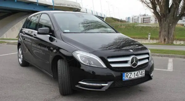 Mercedes Klasa B: Warto kupić? Opinie, usterki i najlepsze silniki