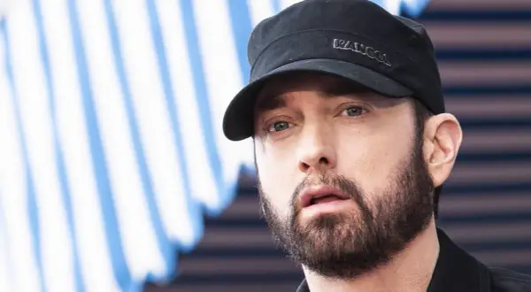 Eminem kiedy zmarł? Prawda o plotkach i jego aktualnym życiu