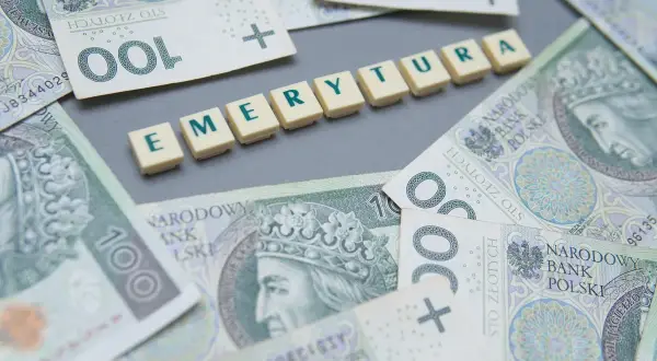 Ile lat trzeba przepracować do emerytury? Sprawdź, aby uniknąć rozczarowania