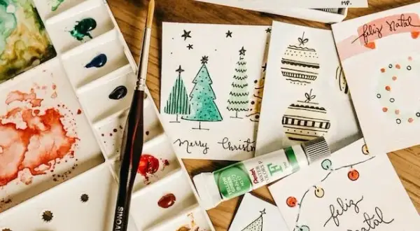 Kartki świąteczne DIY: Stwórz unikalne cuda krok po kroku