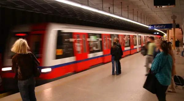 Metro: Ile kosztuje 1 km? Miliardy za inwestycje w Polsce