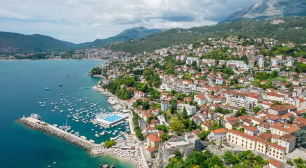 Herceg Novi atrakcje, które musisz zobaczyć – uniknij najczęstszych błędów