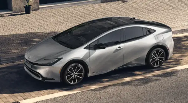 Toyota Prius: Faktyczne spalanie. Czy 0,5 l/100 km to mit?