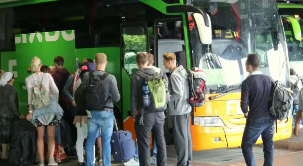 Polski Bus (Flixbus) Praga: Gdzie wysiądziesz? Poradnik Piotra K.