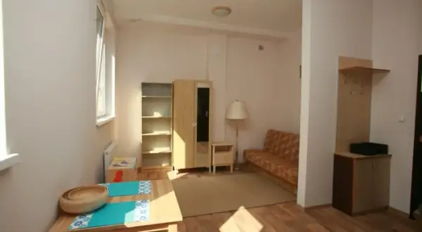 Dom samotnej matki: jak wygląda życie i zasady pobytu