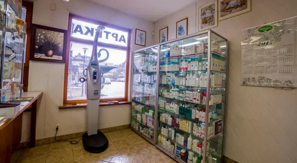 Apteka Bukowina Tatrzańska: Dyżury, adresy i co zabrać w góry?