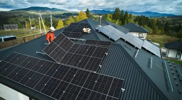 Systemy PV w fotowoltaice: Co musisz wiedzieć przed instalacją?