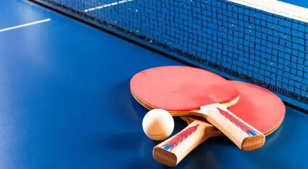 Tenis stołowy: Ile setów i punktów? Zasady meczu