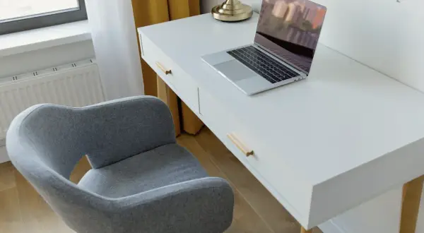Fotel do biurka – komfort, ergonomia i styl stanowiska