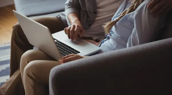 Jak platformy online gratulują graczom z okazji urodzin