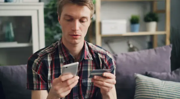 Bezpieczeństwo online - płatności w cyfrowych serwisach