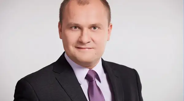 Kto jest prezydentem Szczecina? Poznaj jego osiągnięcia i historię
