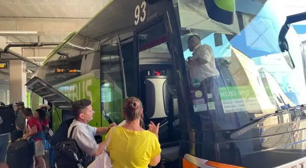 Ile jedzie autokar do Chorwacji? Odkryj czas podróży i wskazówki