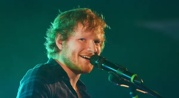 Ile Ed Sheeran ma lat? Zaskakujące fakty o jego wieku i karierze
