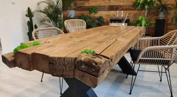 Stół z bali DIY: Stwórz unikalny mebel, uniknij błędów!