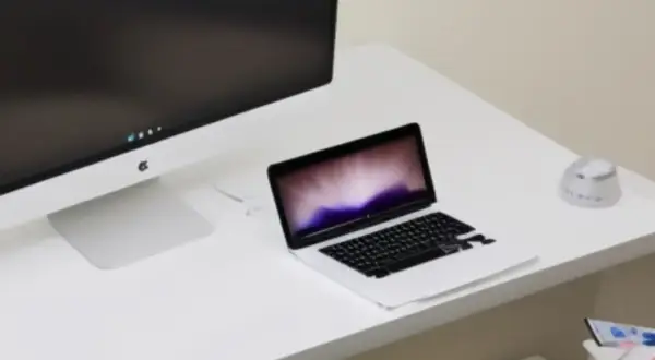 Jak z laptopa zrobić monitor – prosty sposób na dodatkowy ekran bez kosztów