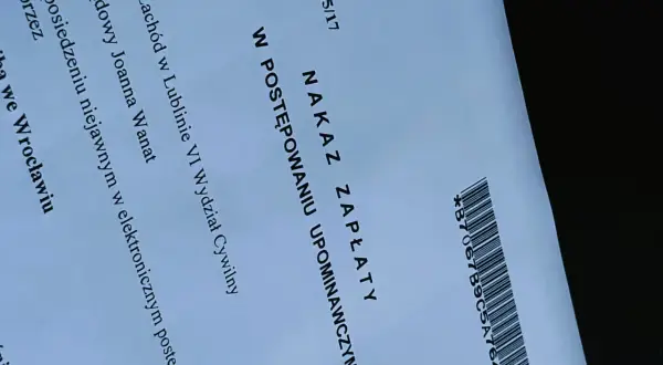 Nakaz zapłaty w postępowaniu upominawczym, wydany przez sąd w Lublinie. Dotyczy sprawy, w której prokura niestandaryzowany sekurytyzacyjny fundusz inwestycyjny zamknięty jest stroną.