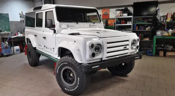 Auta z napędem 4x4: zalety, wady i popularne modele w Polsce