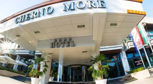 Gdzie sprawdzić opinie o hotelach, aby uniknąć nieprzyjemnych niespodzianek