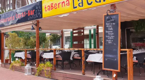 Taberna La Caña: Tu guía esencial de tapas y locales en Madrid