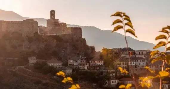 Albania co warto kupić: najcenniejsze pamiątki i lokalne smaki