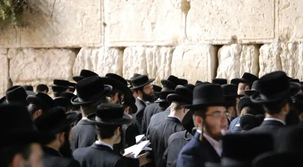 Judaizm w jakich krajach? Odkryj zaskakujące społeczności żydowskie