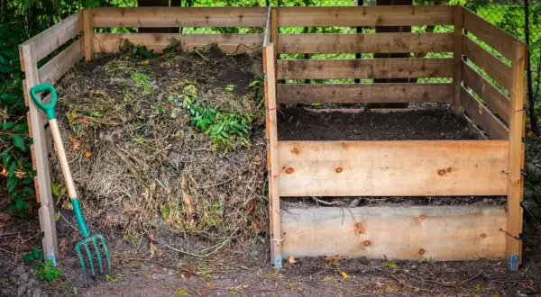 Jak zrobić kompostownik ogrodowy? Prosty przewodnik DIY krok po kroku
