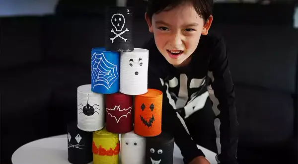 Stroje na Halloween DIY dla dzieci: Szybko, łatwo i bez szycia!
