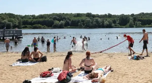 Najcieplejsze miejsca nad polskim morzem? Gdzie woda rozpieszcza!