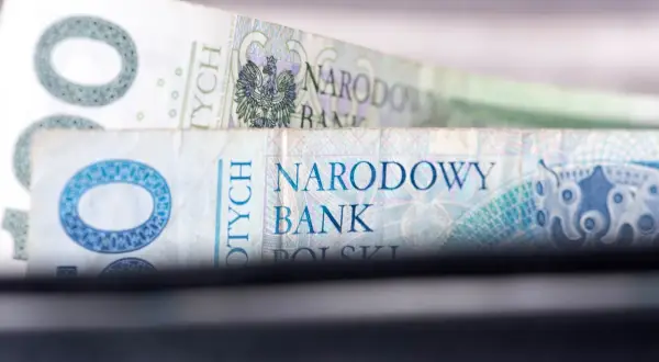 Który bank konsoliduje chwilówki? Sprawdź, jak uniknąć długów