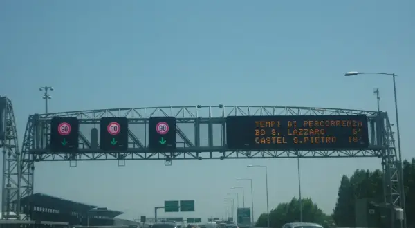 Ile można jechać na autostradzie we Włoszech? Sprawdź limity prędkości