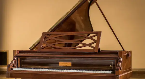 Na jakim fortepianie grał Chopin? Odkryj tajemnice Pleyela