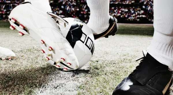 Elige tus botas adidas de fútbol 2026: Control, toque o velocidad