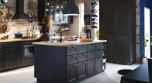 Koszty montażu mebli IKEA: Porównanie cen i jak zaoszczędzić?