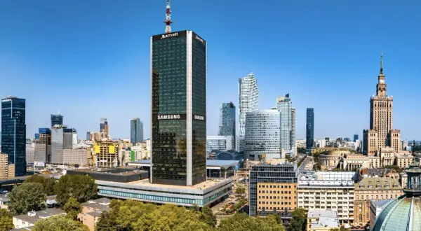 Hotel Marriott w Warszawie - kiedy powstał i jak przebiegała budowa