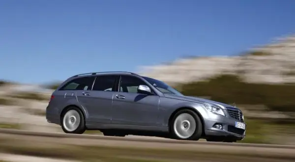 Mercedes Klasy C: Poradnik zakupowy którą generację wybrać?