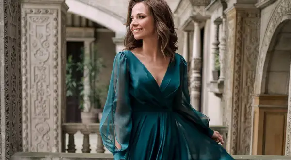 Jaka suknia na wesele syna, aby wyglądać elegancko i czuć się komfortowo?