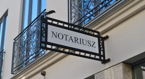 Kto płaci za notariusza przy wynajmie mieszkania? Poznaj zasady i koszty
