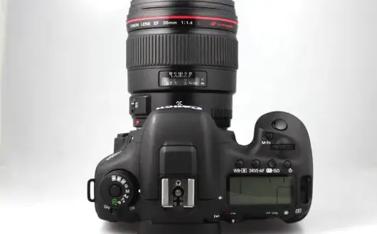 Najlepsze obiektywy do Canon 7D Mark II, które spełnią Twoje oczekiwania