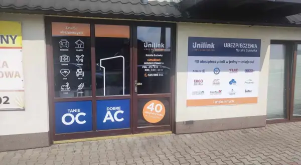Witryna biura ubezpieczeniowego Unilink z ofertą OC i AC oraz logo 40 ubezpieczycieli.