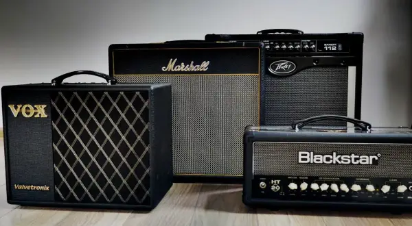 Wzmacniacz gitarowy: Wybierz idealny! Lampa, tranzystor, cyfra?