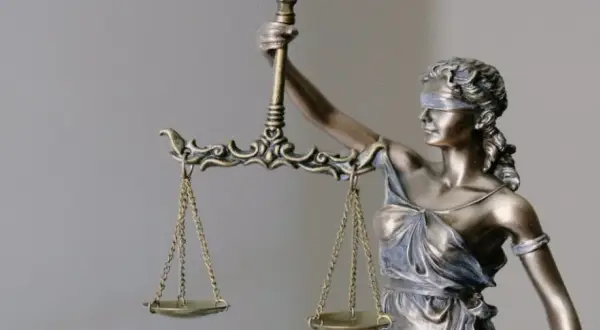Czy erekcja to grzech? Odkryj moralne aspekty tego zjawiska
