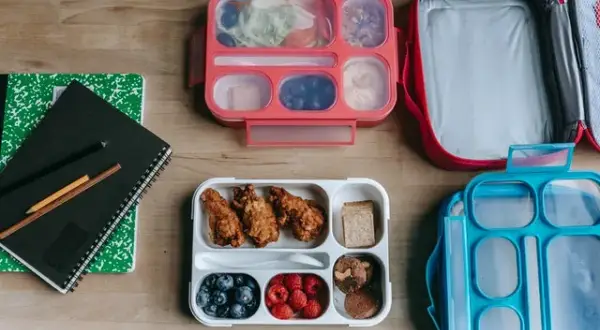 Catering w firmie: Koszt dla JDG czy pracownika? Wyjaśniamy!