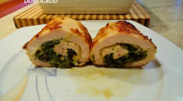 Roladki ze szpinakiem, soczyste i aromatyczne, idealne na obiad.
