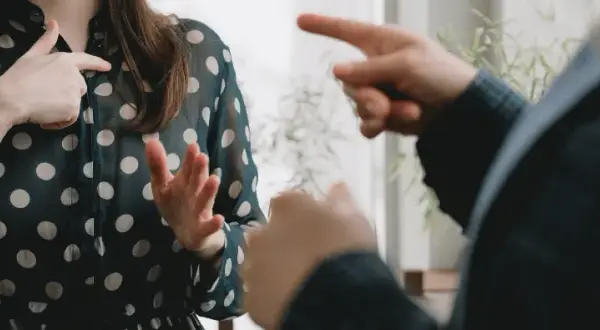 Groźby karalne jakie wyroki? Sprawdź kary i przykłady orzeczeń