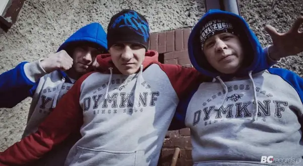 Epis Dym KNF ile ma lat? Oto wiek i osiągnięcia polskiego rapera